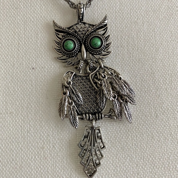 Fossil Owl Necklace - Picture 2 of 5